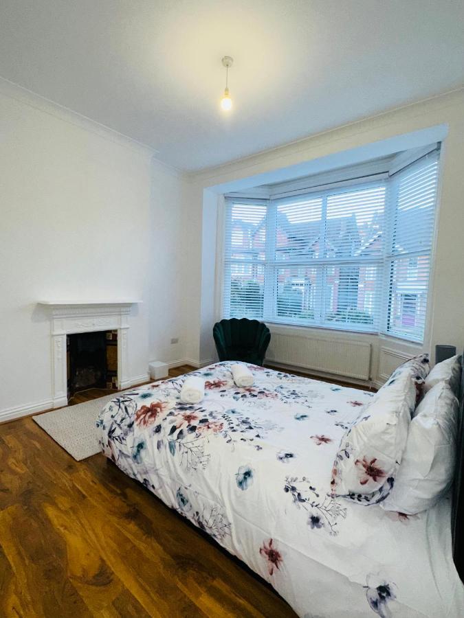 Newly Refurbished Two Bedrooms Flat St Leonards-on-Sea Экстерьер фото